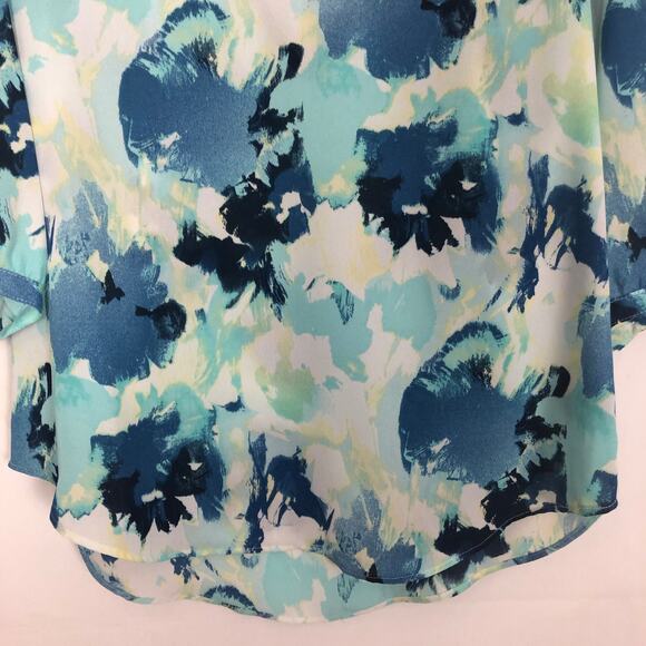 iZ Byer Floral 3/4 Sleeve V-Neck Top Size XS - Picture 4 of 11
